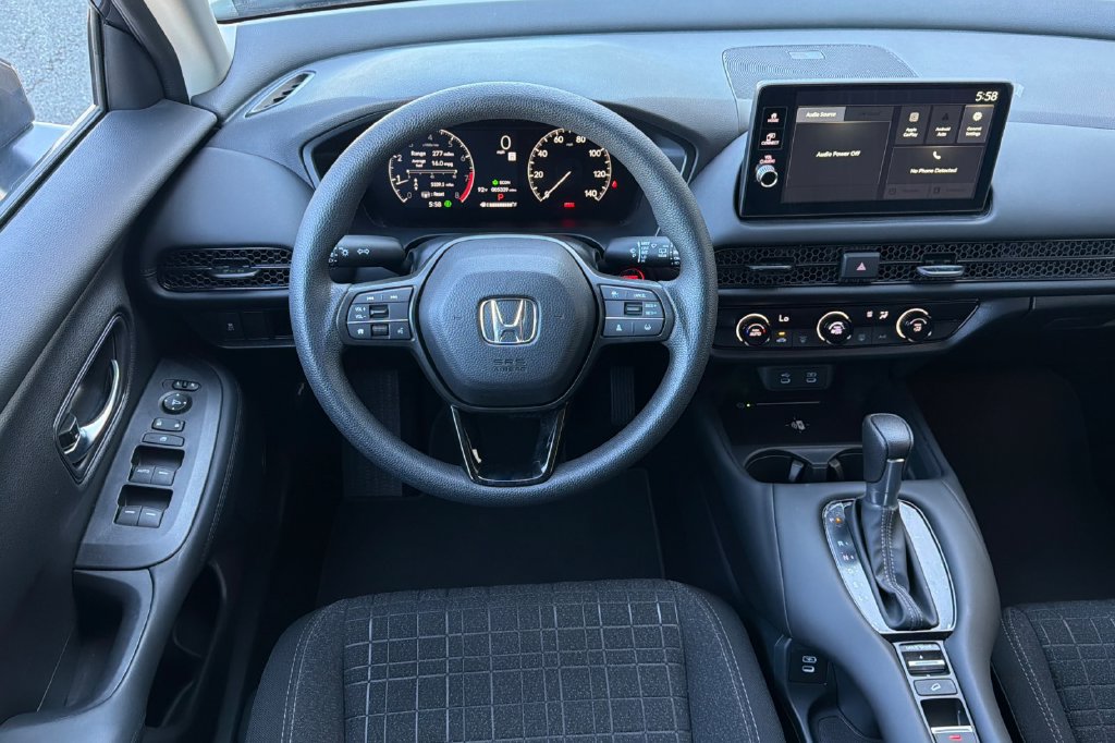Certified 2026 Honda HR-V LX image 17