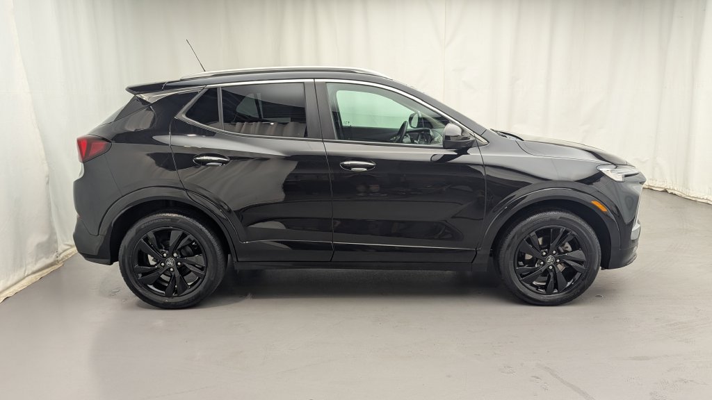 Certified 2024 Buick Encore GX Sport Touring w/ Comfort Package AWD/4WD image 4