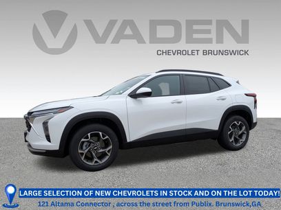 New 2025 Chevrolet Trax LT w/ Driver Confidence Package