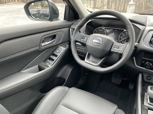 New 2026 Nissan Rogue SV image 33