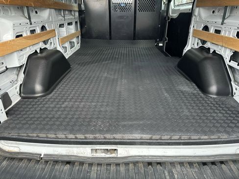 Used 2024 Ford Transit 250 Low Roof w/ Exterior Upgrade Package image 10