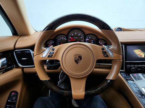 Used 2016 Porsche Panamera Edition w/ Premium Package Plus image 18