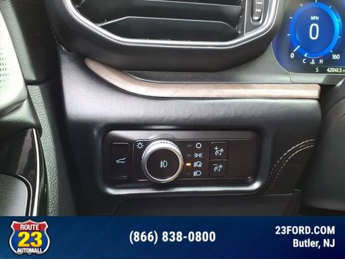 Certified 2023 Ford Explorer Platinum w/ Technology Package image 17