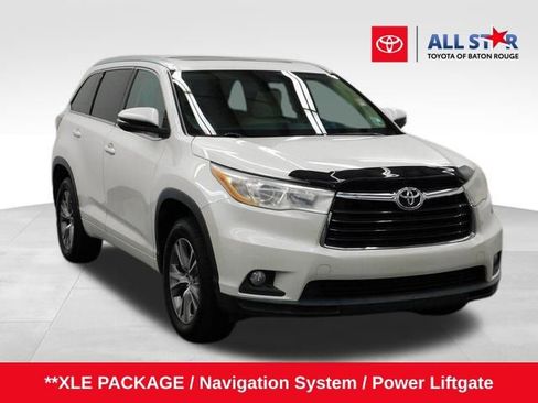 Used 2014 Toyota Highlander XLE image 1