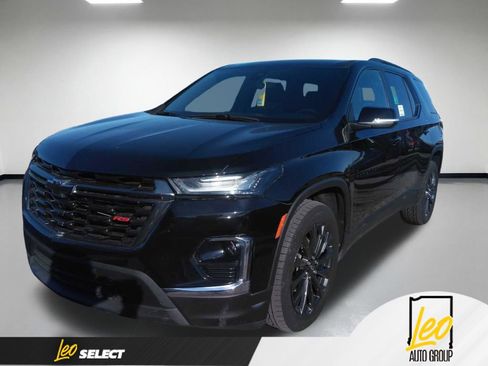 Used 2023 Chevrolet Traverse RS w/ LPO, Floor Liner Package AWD/4WD image 1