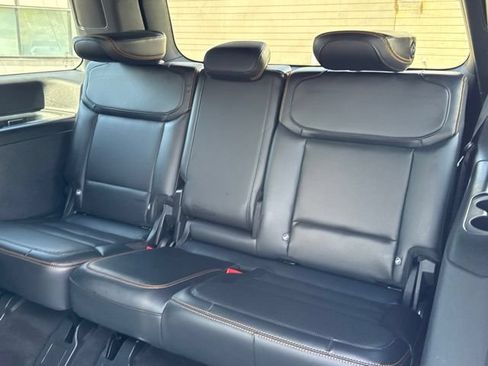 Used 2025 Ford Expedition Tremor AWD/4WD image 17