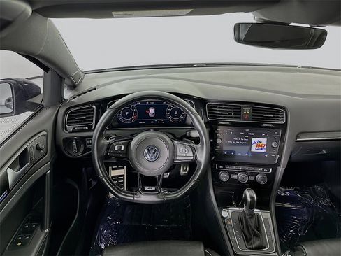 Used 2019 Volkswagen Golf R 4-Door image 21