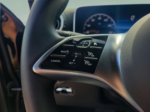 Certified 2026 Mercedes-Benz GLC 300 4MATIC image 24