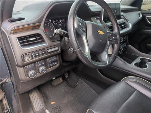 Used 2021 Chevrolet Tahoe Premier w/ Premium Package RWD image 6