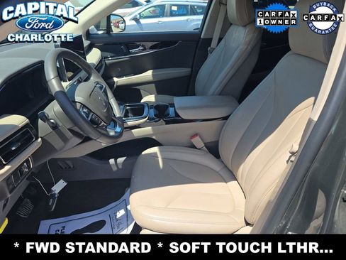Used 2023 Lincoln Nautilus FWD image 13