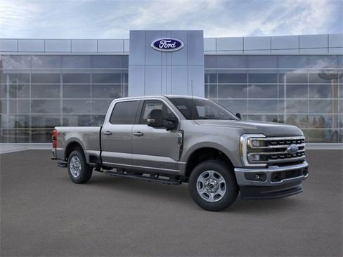 New 2026 Ford F250 XLT w/ XLT Premium Package image 7