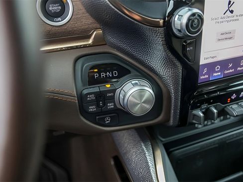 Used 2025 RAM 1500 Limited image 26