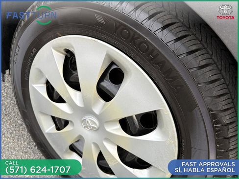 Used 2012 Toyota Prius C Three FWD image 15