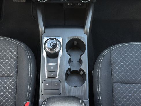 Used 2025 Ford Escape Active FWD image 18