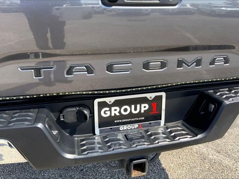 Used 2023 Toyota Tacoma SR5 RWD image 10