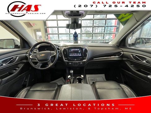 Used 2019 Chevrolet Traverse LT w/ LT Premium Package image 17