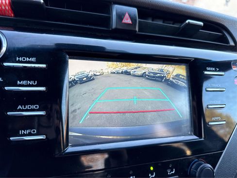 Used 2018 Toyota Camry LE FWD image 24