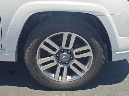 Used 2022 Toyota 4Runner TRD Sport w/ Technology Package RWD image 9