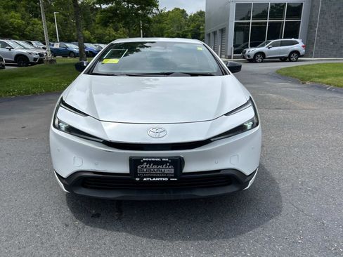Used 2023 Toyota Prius LE image 8