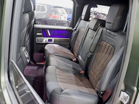 Used 2024 Mercedes-Benz G 550 image 32