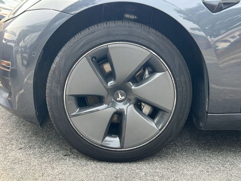 Used 2021 Tesla Model 3 Standard Range Plus RWD image 7