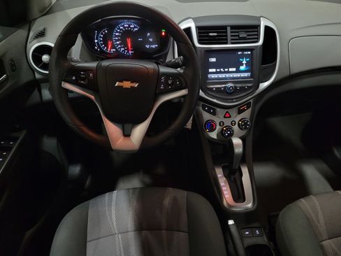 Used 2017 Chevrolet Sonic LT FWD image 22
