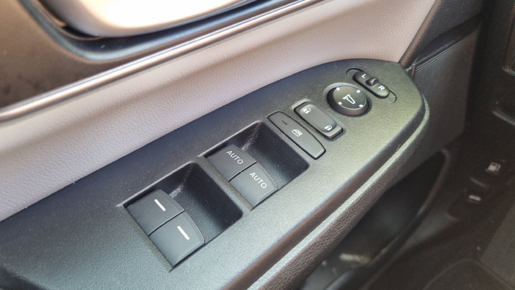 Used 2021 Honda CR-V Touring image 20