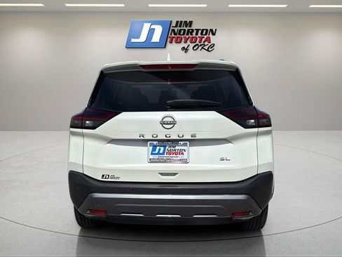 Used 2023 Nissan Rogue SL w/ SL Premium Package FWD image 6