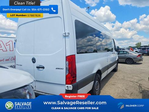 Used 2020 Mercedes-Benz Sprinter 2500 w/ Driver Convenience Package image 4