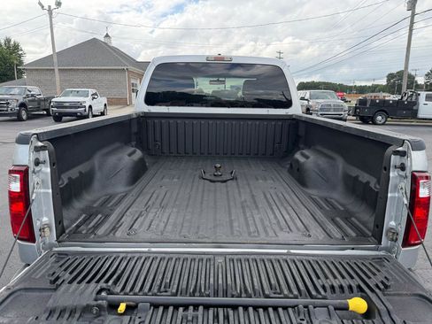 Used 2016 Ford F250 XLT w/ XLT Premium Package AWD/4WD image 7