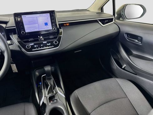 Used 2022 Toyota Corolla LE FWD image 24