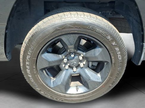 Used 2019 RAM 1500 Big Horn AWD/4WD image 15