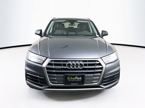 Used 2018 Audi Q5 2.0T Premium w/ Convenience Package image 2