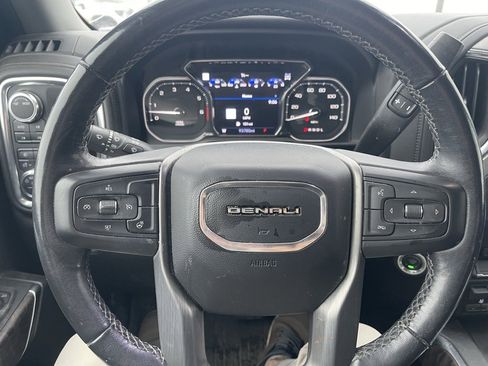 Used 2022 GMC Sierra 1500 Denali image 9