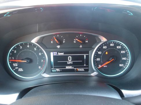 Used 2019 Chevrolet Traverse LT image 14