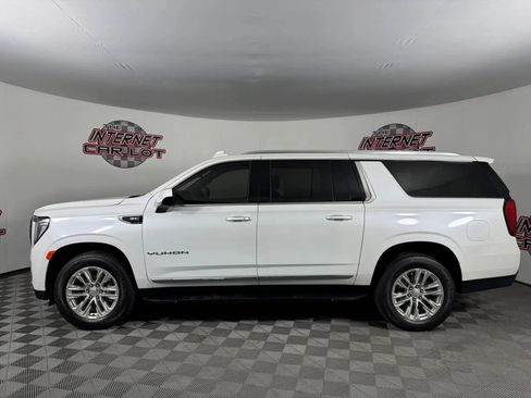 Used 2023 GMC Yukon XL SLT AWD/4WD image 4