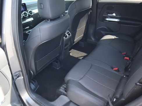 New 2026 Mercedes-Benz GLB 250 4MATIC image 10