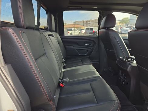 Used 2022 Nissan Titan PRO-4X w/ Pro-4x Convenience Package image 14