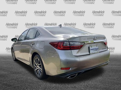 Used 2017 Lexus ES 350 w/ Luxury Package image 6