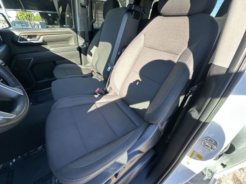 Used 2025 Chevrolet Silverado 1500 LT image 13