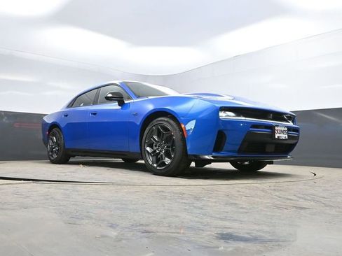 New 2026 Dodge Charger R/T image 39