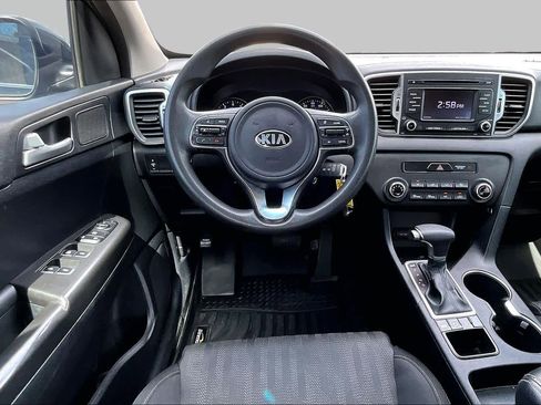 Used 2017 Kia Sportage LX AWD/4WD image 8