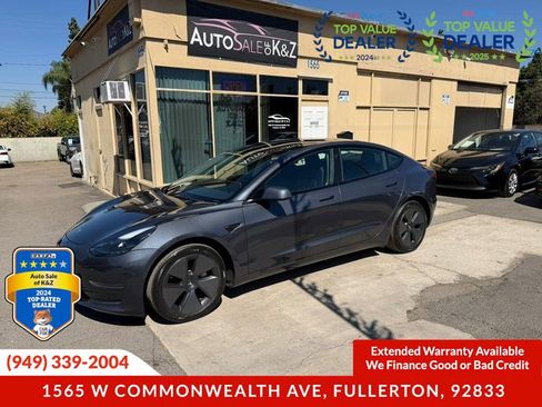 Used 2023 Tesla Model 3 Standard Range RWD image 9