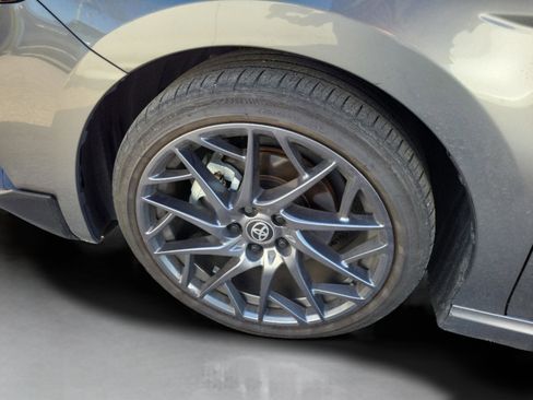 Used 2025 Toyota Camry SE image 29