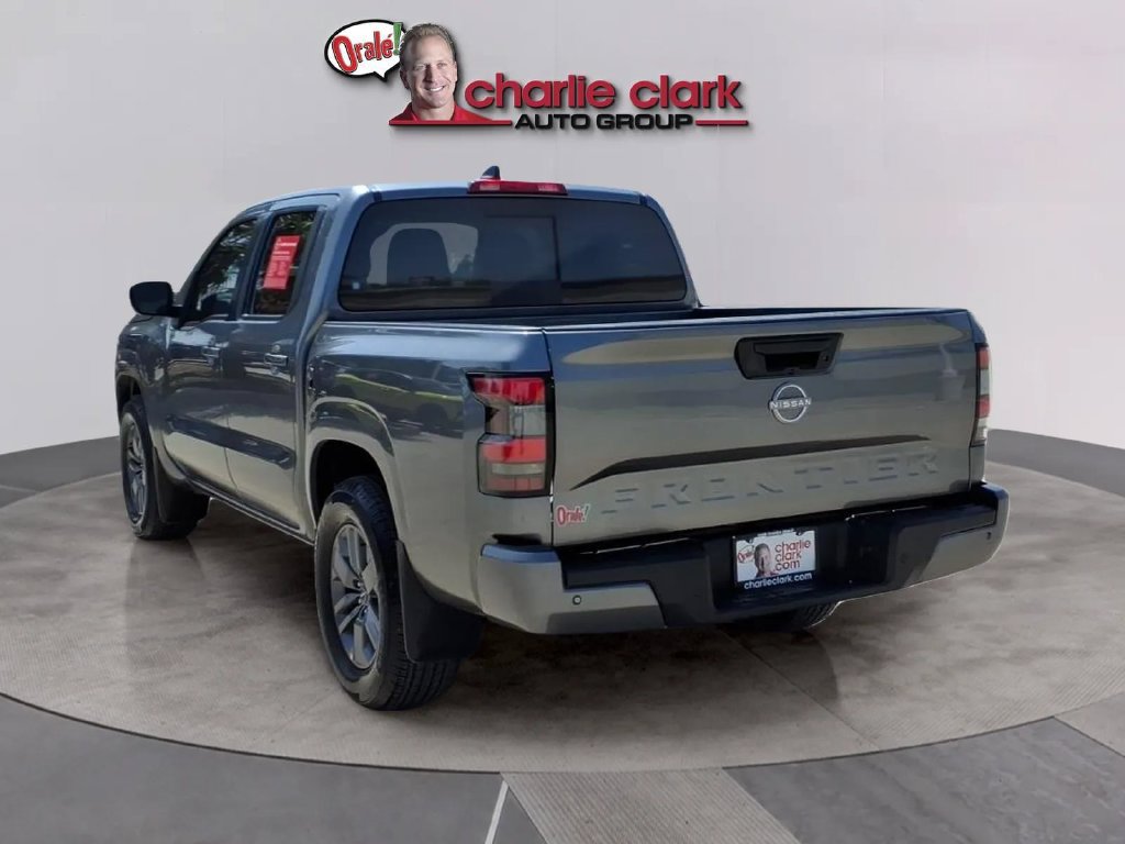 Certified 2026 Nissan Frontier SV RWD image 3