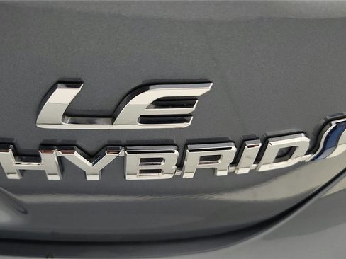 Used 2024 Toyota Corolla LE image 22