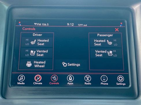 Used 2020 Dodge Charger SXT w/ Leather Interior Group RWD image 14