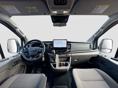 Used 2023 Ford Transit 350 XLT image 30