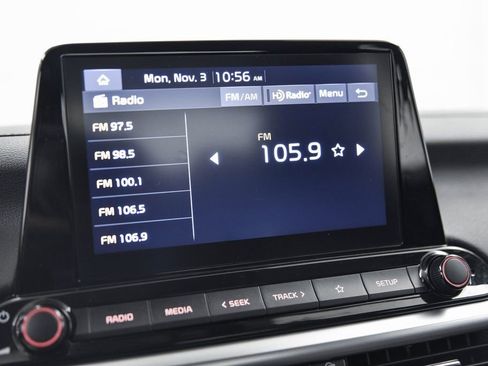 Used 2023 Kia Forte LXS w/ LXS Technology Package image 19