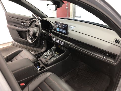 Used 2024 Honda CR-V Sport-L image 10
